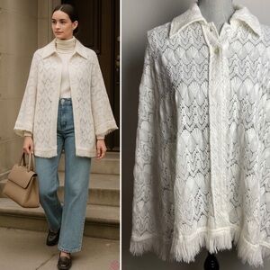 Vintage 70s crochet while cape. Button down with collar